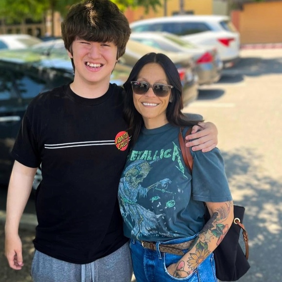 Meet your Posher, Holly - Picture 6 of 6